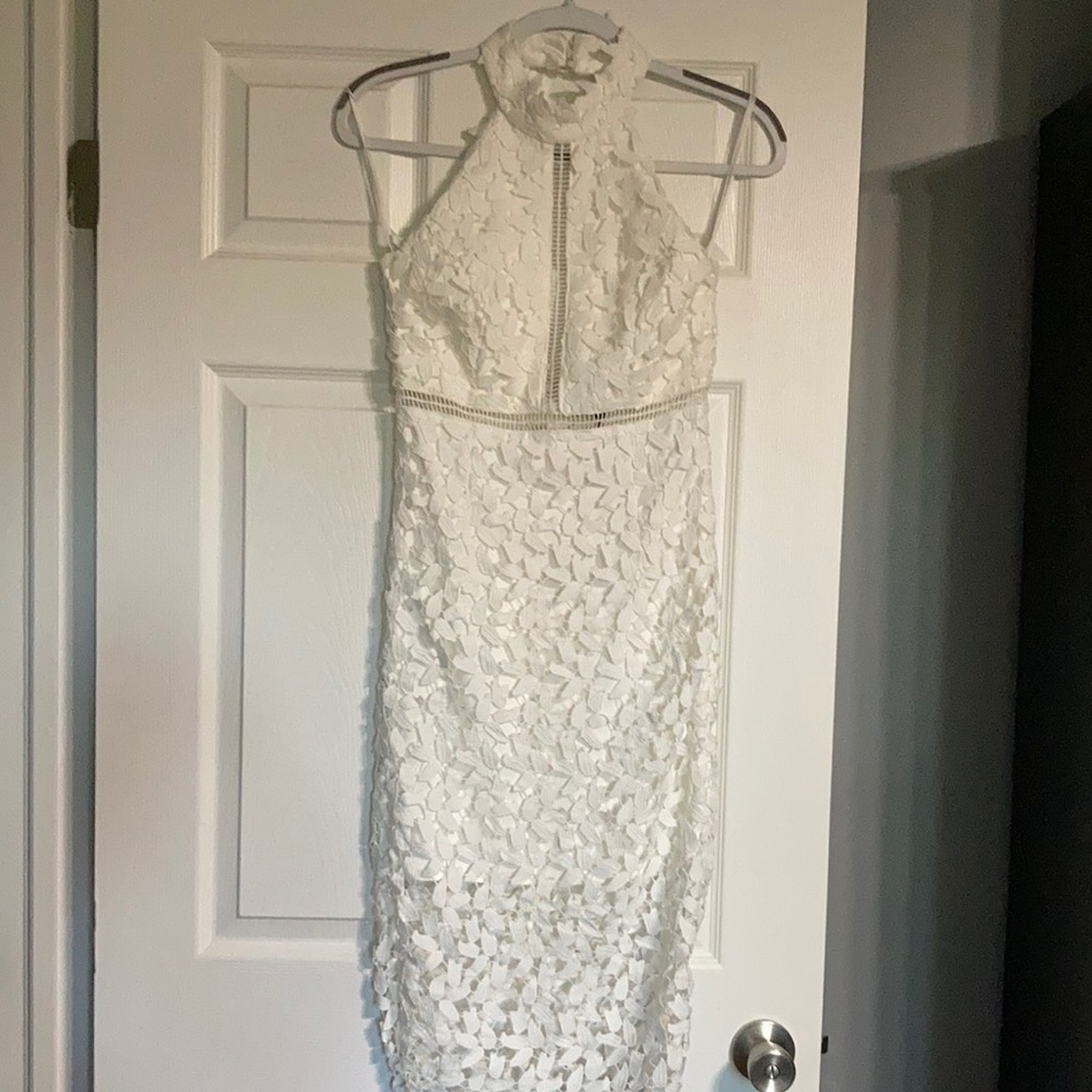 Bardot ivory midi sleeveless dress with lace. Size XS Never been  worn